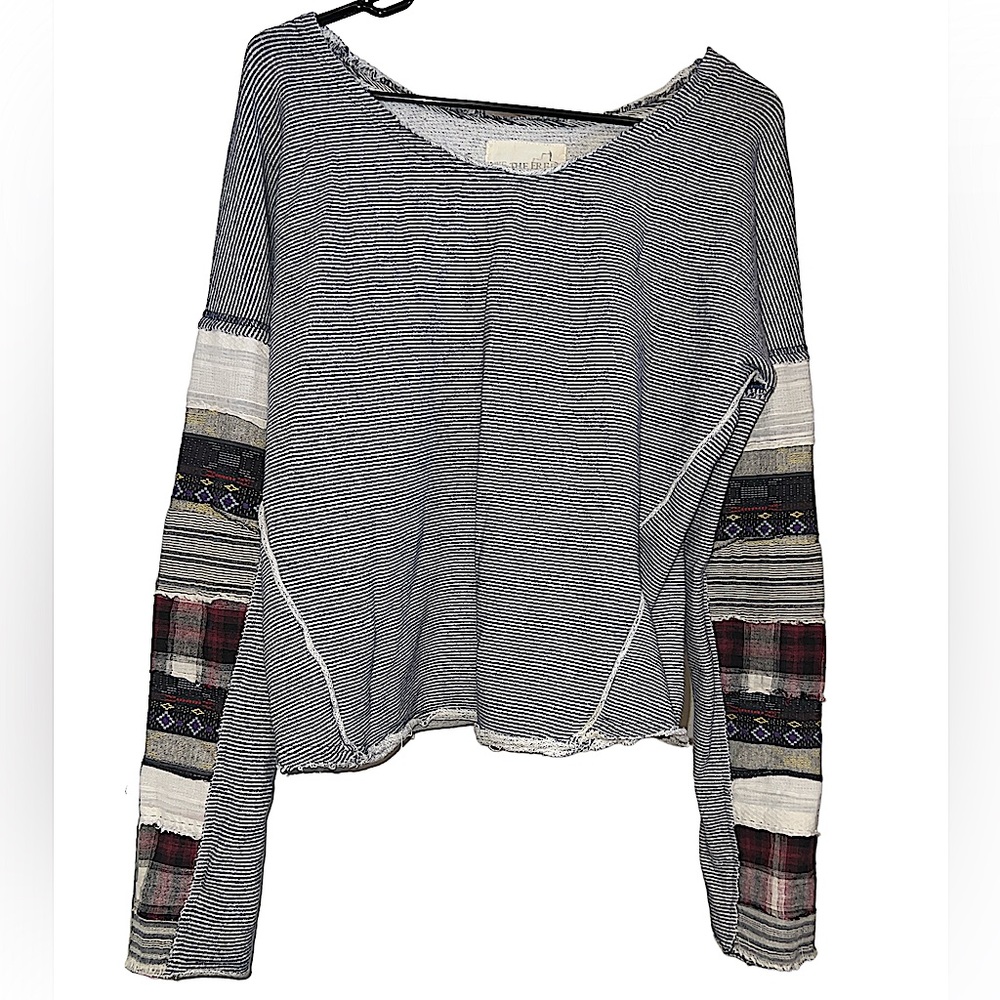 free people long sleeve top sz small Mixed Print Strip